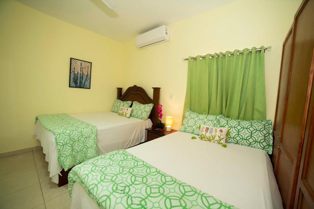 Hotel Enrique I Gazcue, Bed And Breakfast Santo Domingo Exterior foto