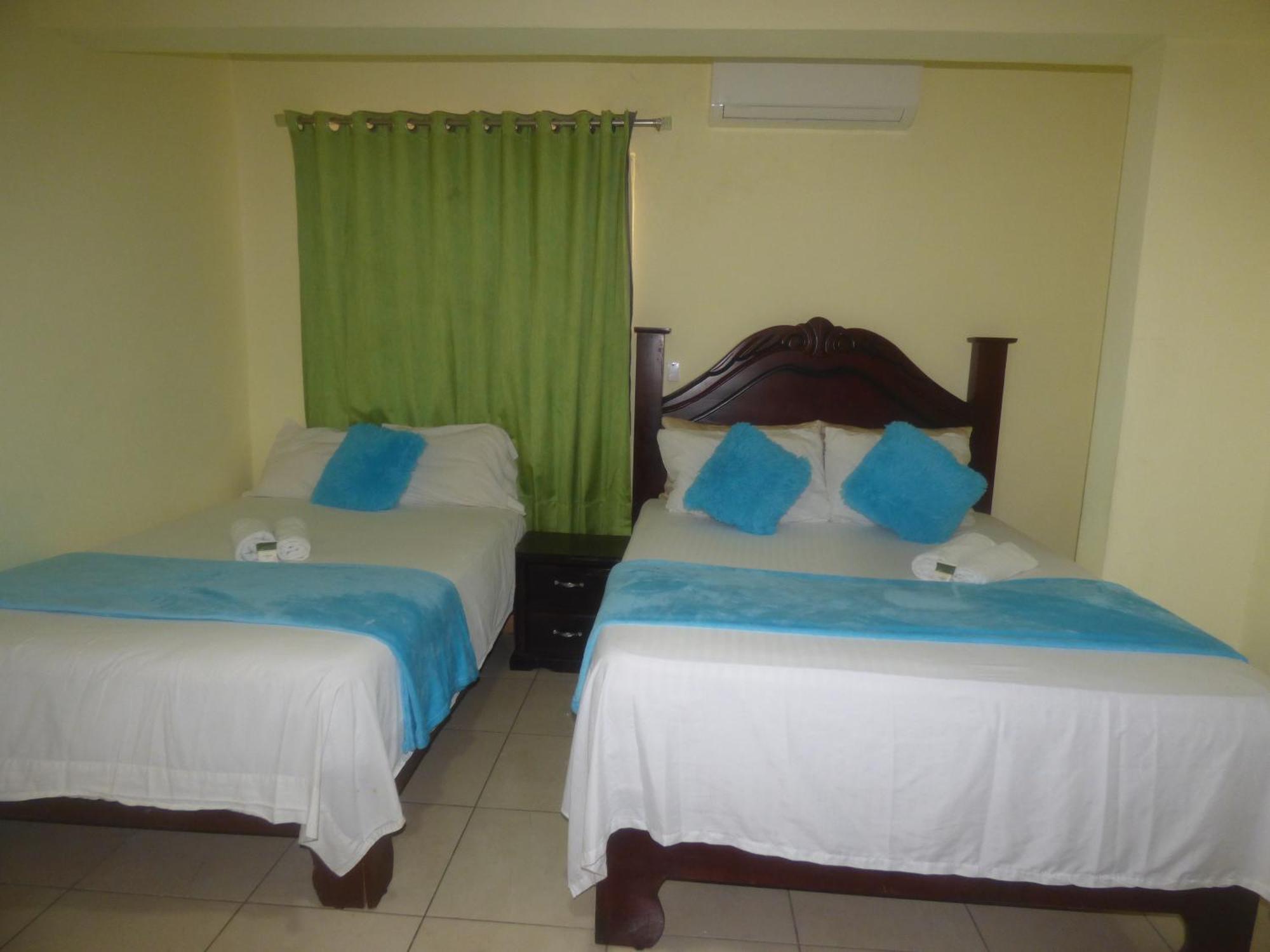 Hotel Enrique I Gazcue, Bed And Breakfast Santo Domingo Exterior foto